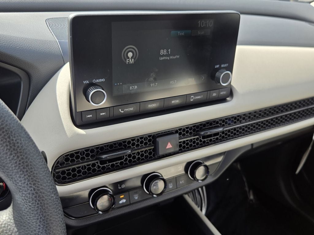 2025 Honda HR-V LX - Photo 19
