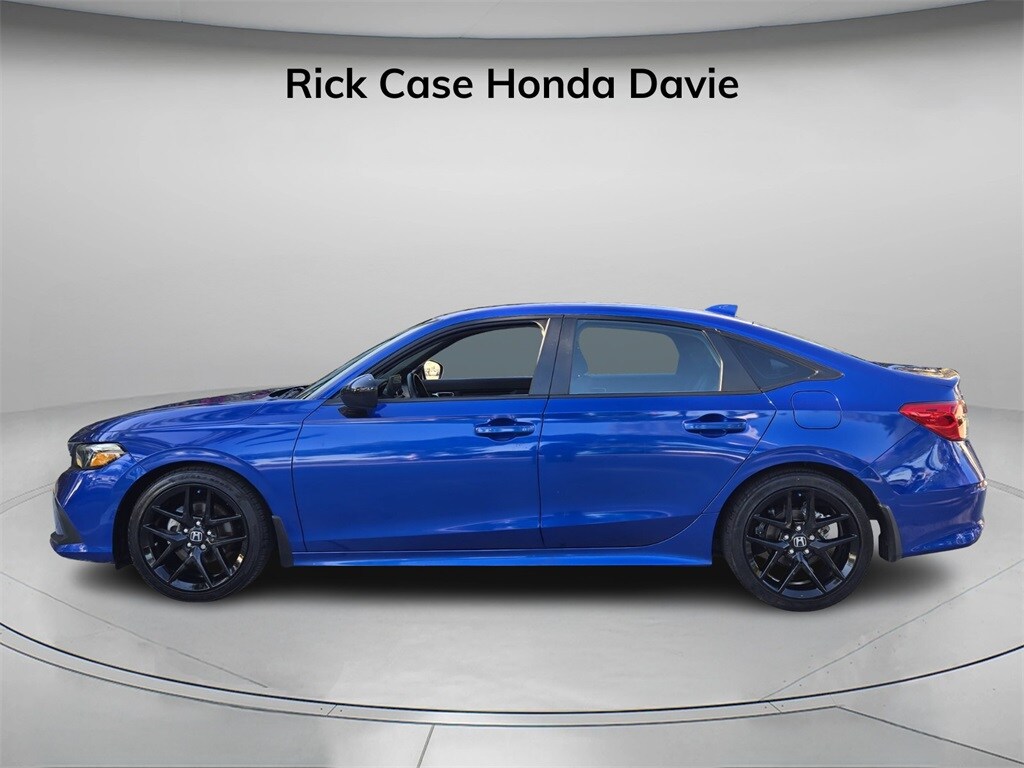 2024 Honda Civic Sport photo 3