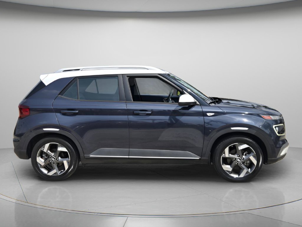 Used 2023 Hyundai Venue Limited SUV