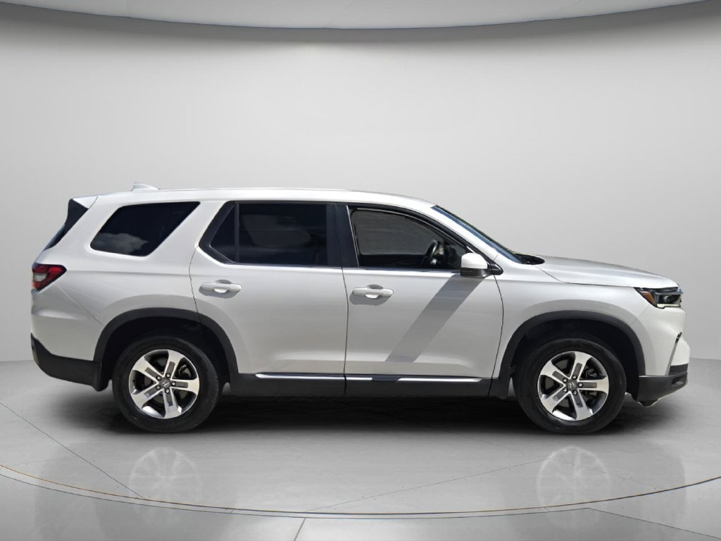 Certified 2024 Honda Pilot EX-L 7 Passenger SUV