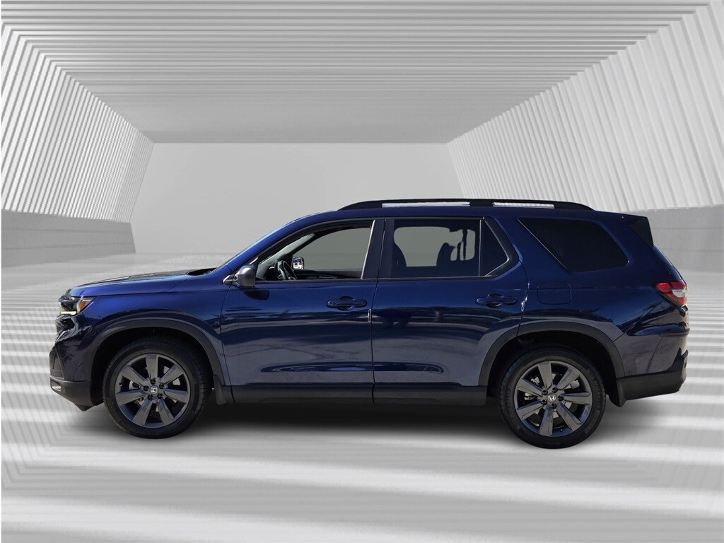 Used 2025 Honda Pilot Sport SUV