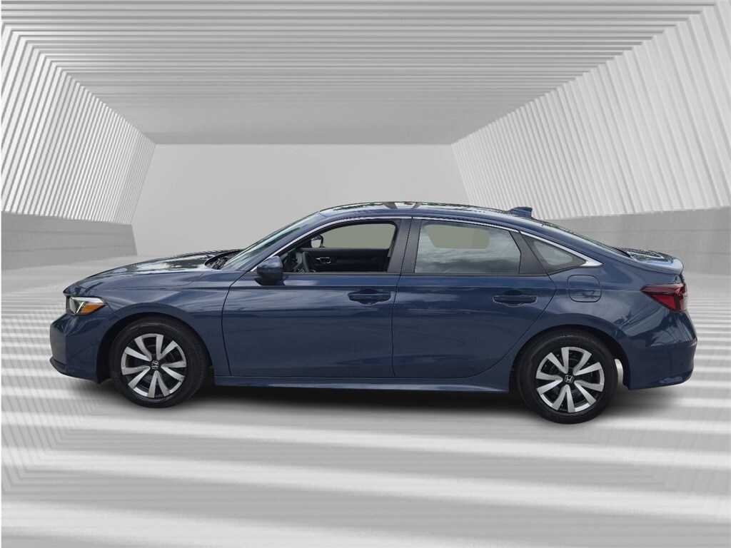 2025 Honda Civic LX photo 3