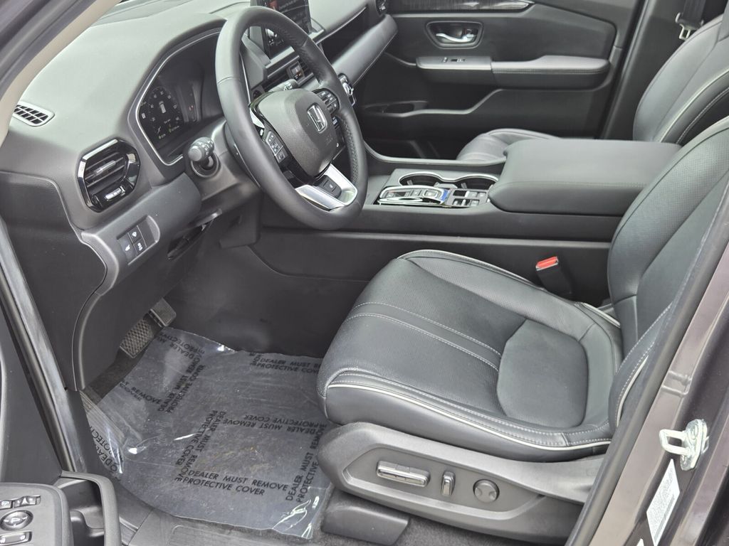 2025 Honda Pilot Elite - Photo 10