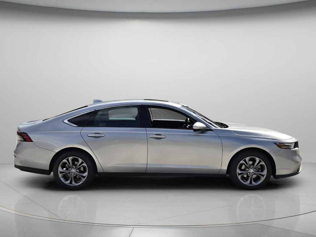 Used 2024 Honda Accord EX Sedan