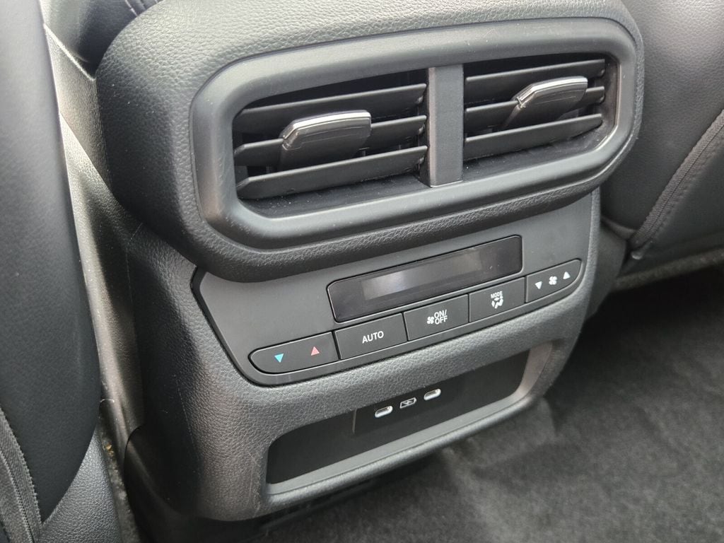 2025 Honda Pilot Touring+ - Photo 13