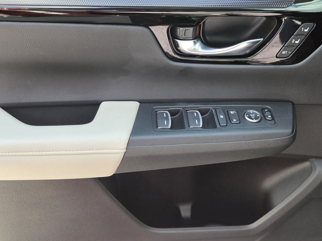 2025 Honda CR-V EX-L - Photo 26
