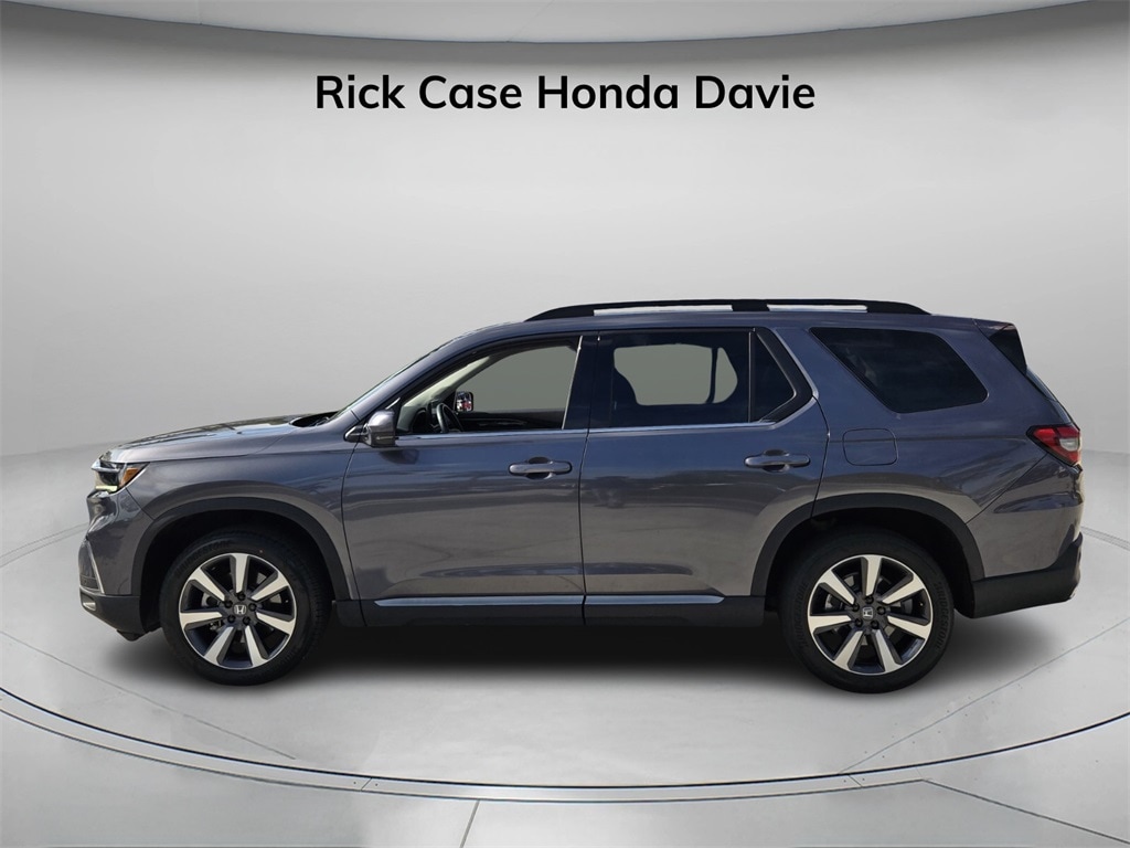 Certified 2024 Honda Pilot Touring SUV