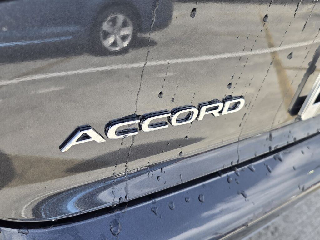 2025 Honda Accord LX - Photo 13