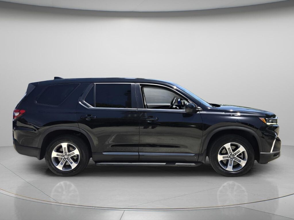 Used 2025 Honda Pilot EX-L SUV