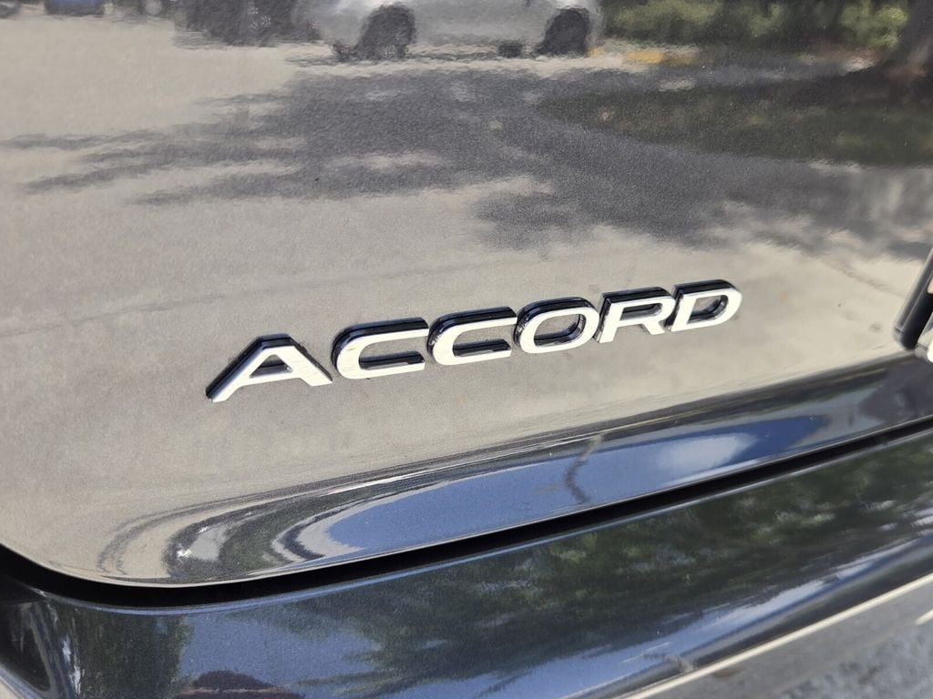 2025 Honda Accord SE - Photo 14