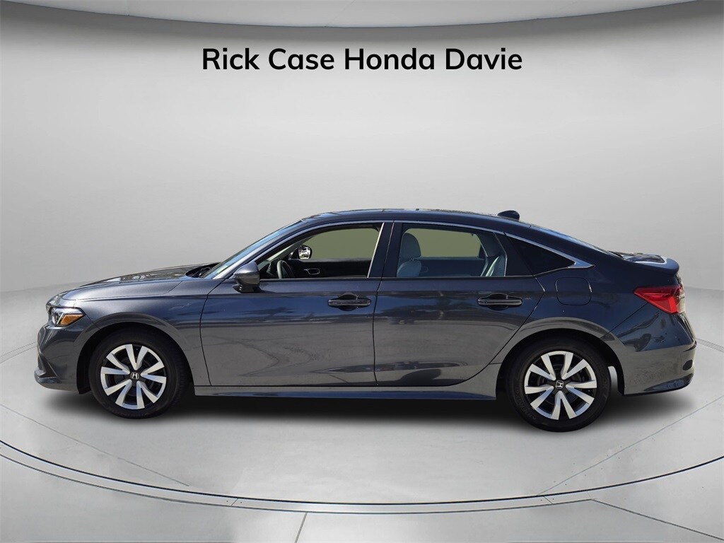 2024 Honda Civic LX photo 3