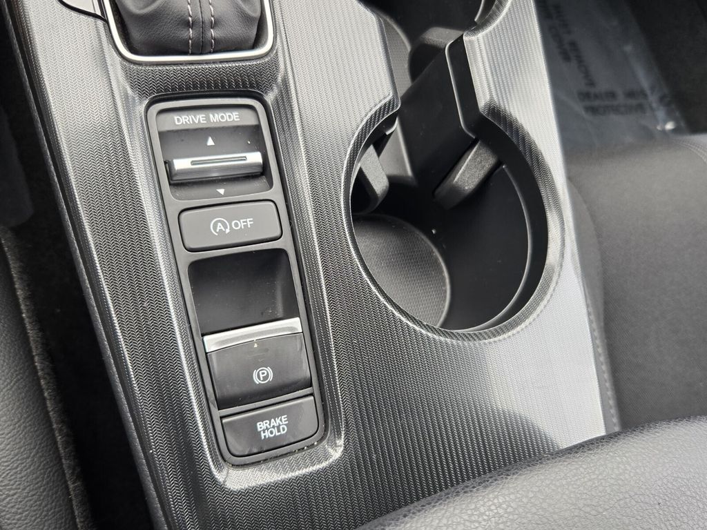 2025 Honda Civic Sport - Photo 21