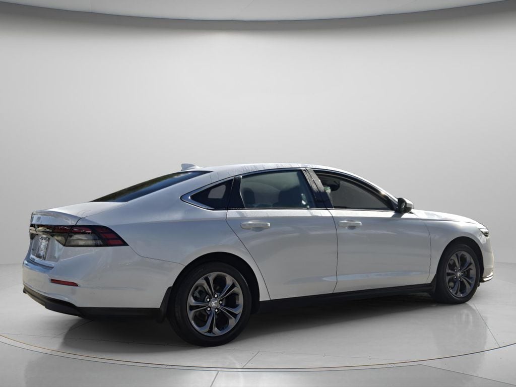 2024 Honda Accord EX - Photo 7