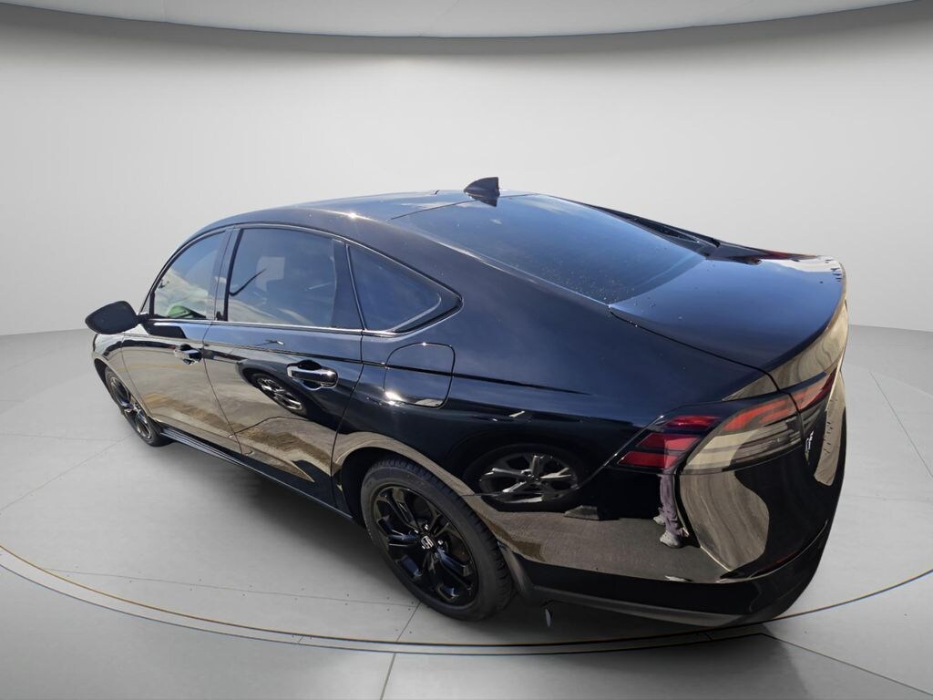 Used 2025 Honda Accord SE Sedan