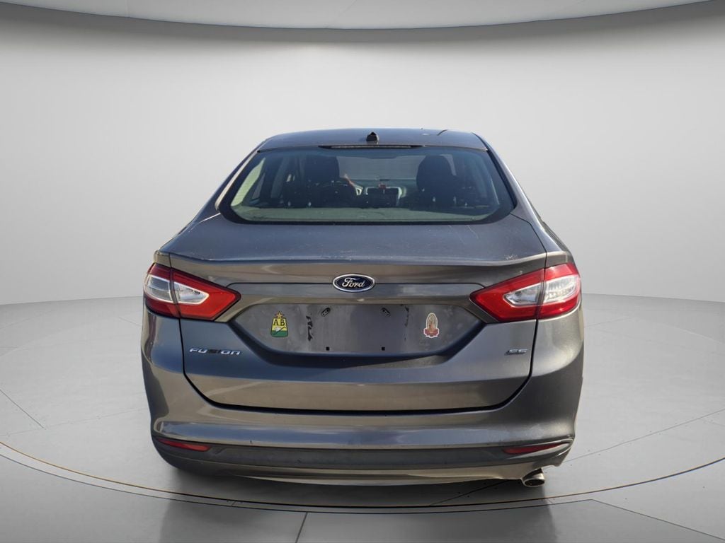 Used 2014 Ford Fusion SE Sedan