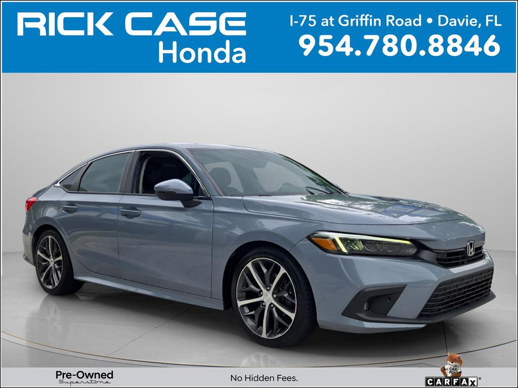 2023 Honda Civic Touring CVT's photo
