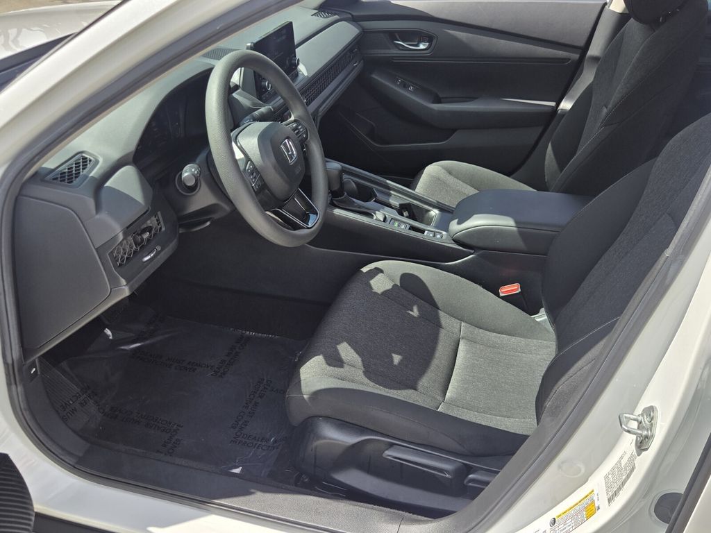 2024 Honda Accord LX - Photo 10