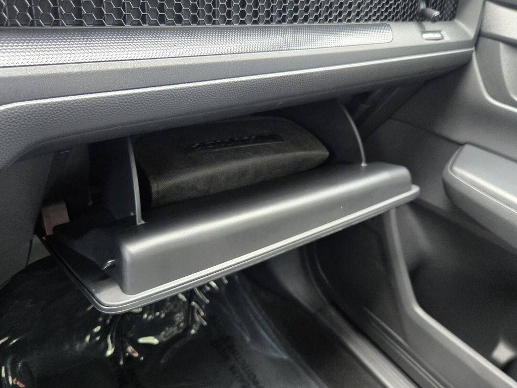 2025 Honda CR-V Sport-L - Photo 23