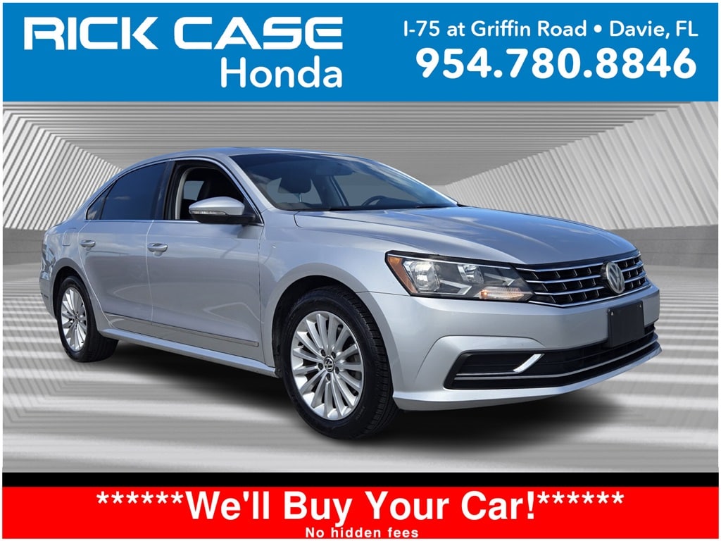 2016 Volkswagen Passat SE