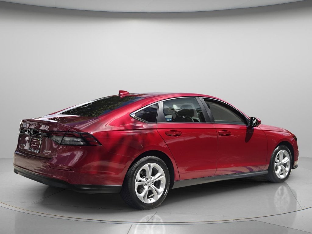 2025 Honda Accord LX - Photo 7