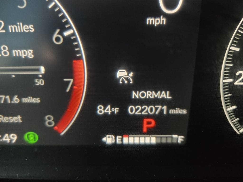 2025 Honda Pilot Touring - Photo 25
