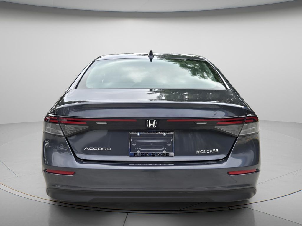 2024 Honda Accord EX - Photo 6