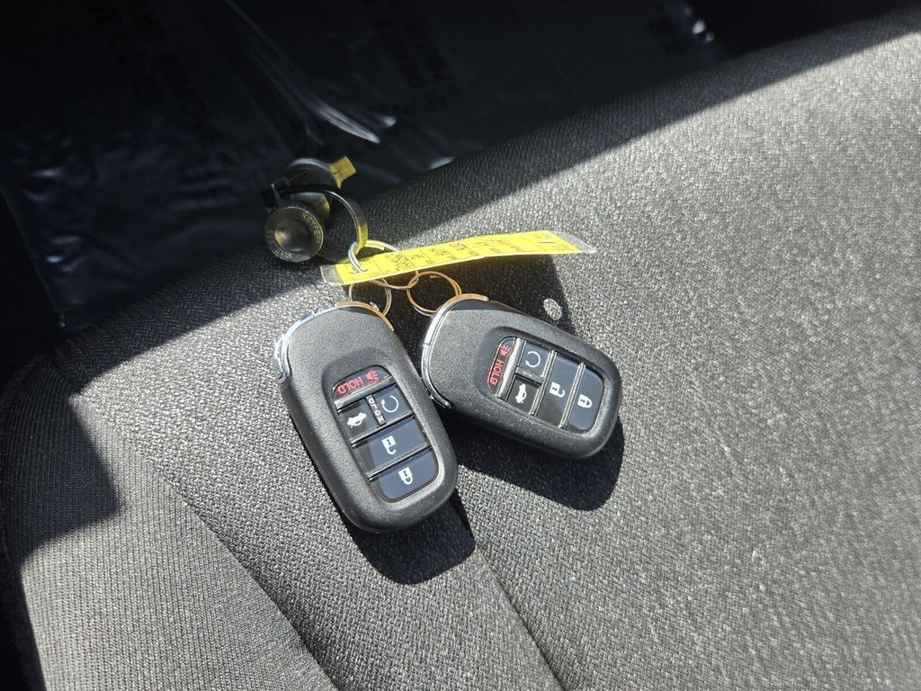 2024 Honda Accord LX - Photo 17