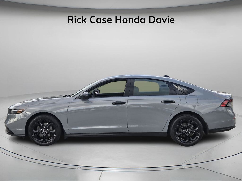 Used 2025 Honda Accord SE Sedan