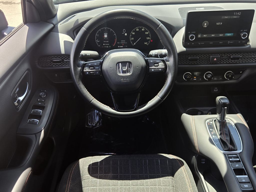 2025 Honda HR-V Sport - Photo 12