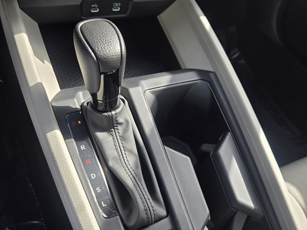 2025 Honda Accord LX - Photo 16