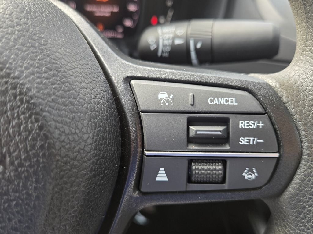 2025 Honda Accord SE - Photo 24