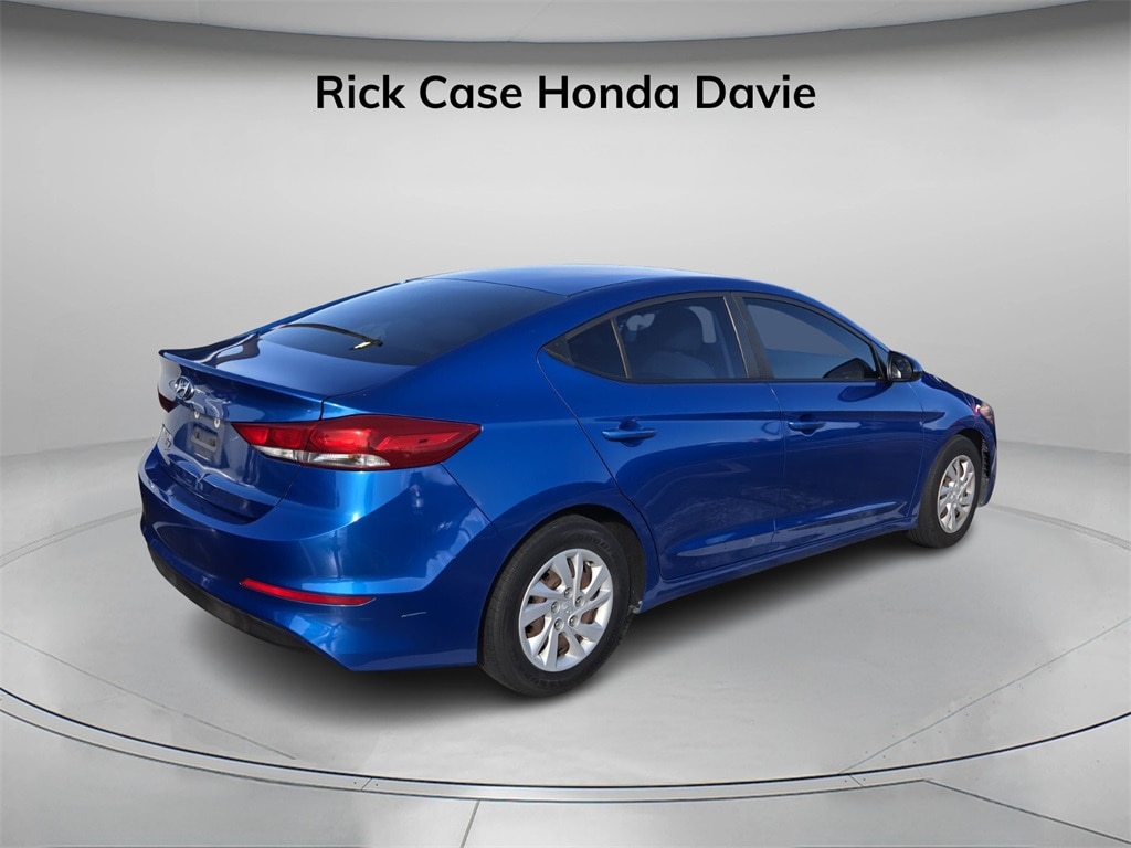 Used 2018 Hyundai Elantra SE Sedan