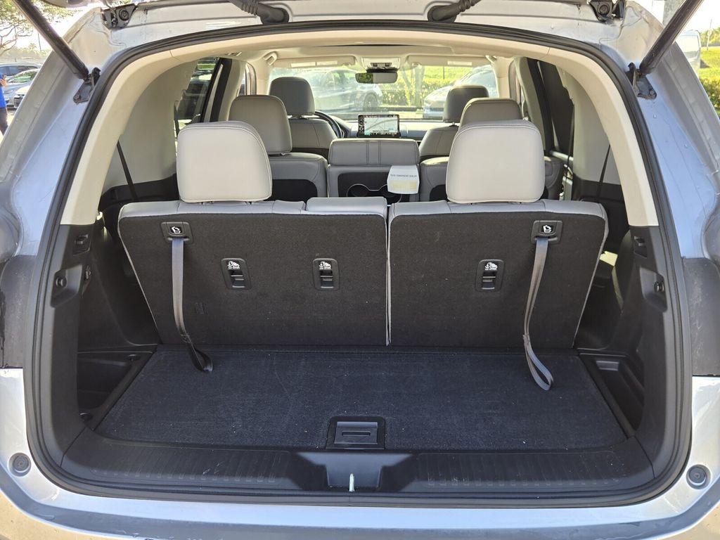2025 Honda Pilot Touring - Photo 16