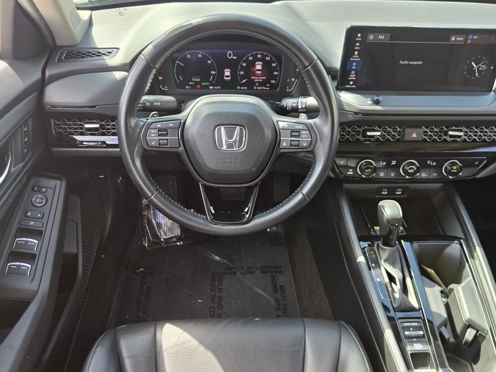 2025 Honda Accord Hybrid EX-L - Photo 12