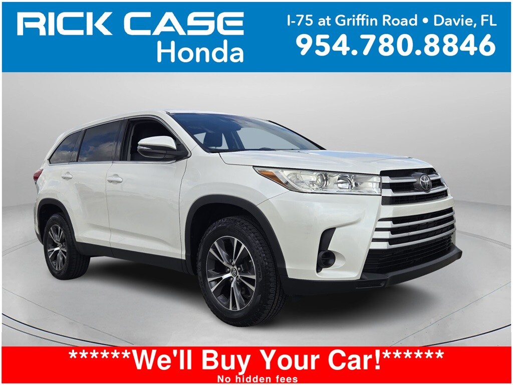 Used 2019 Toyota Highlander LE SUV