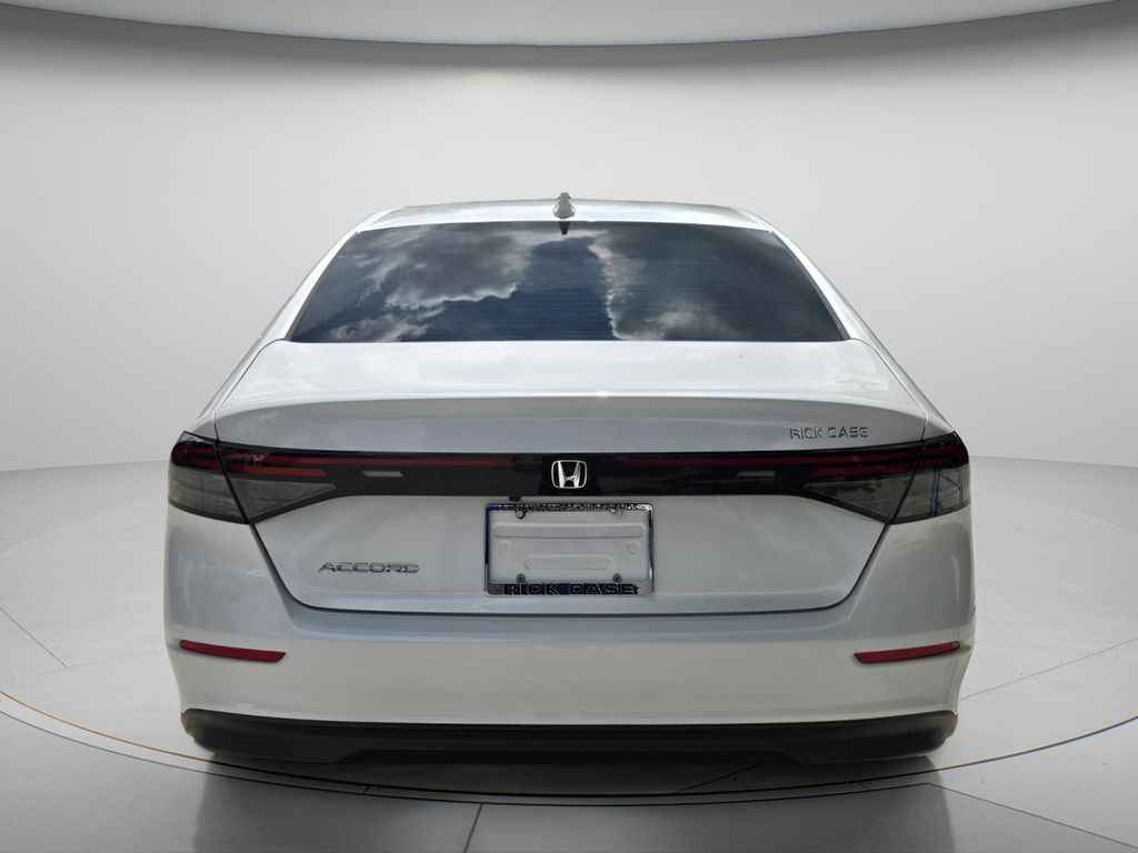2025 Honda Accord LX - Photo 6