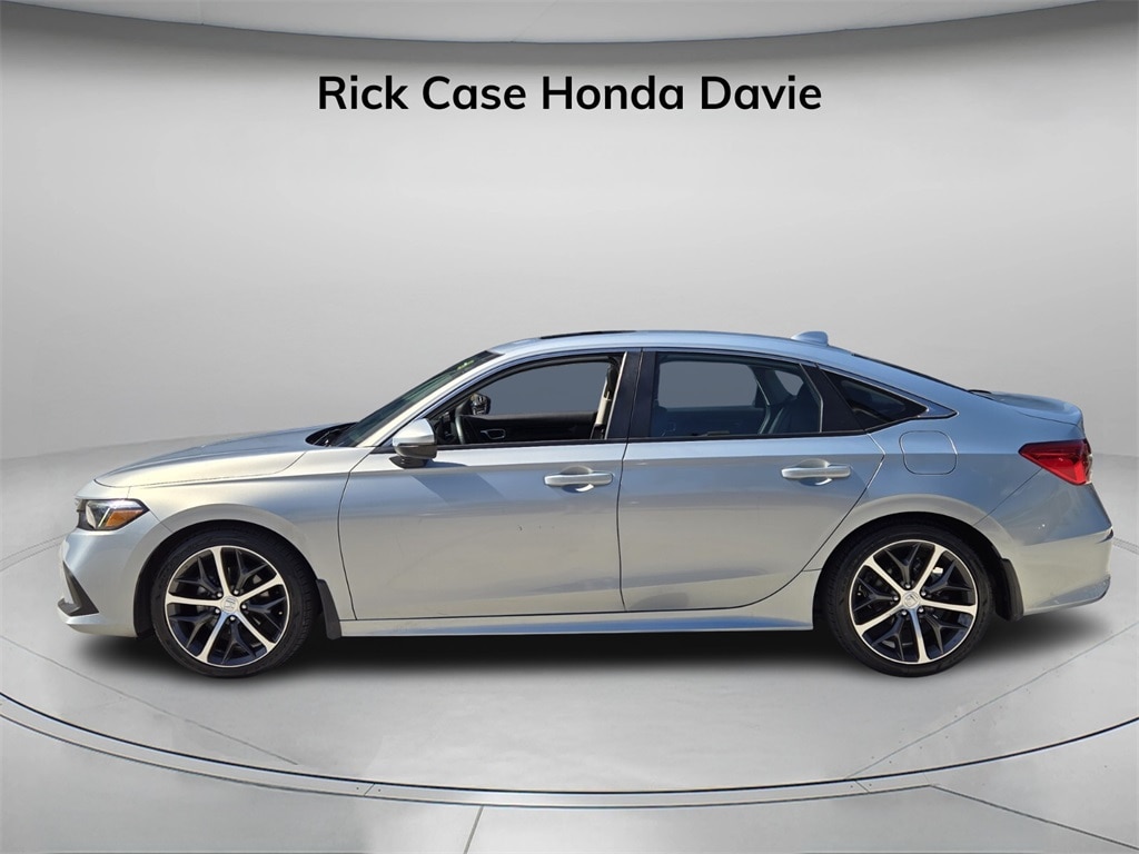 Used 2023 Honda Civic Touring Sedan