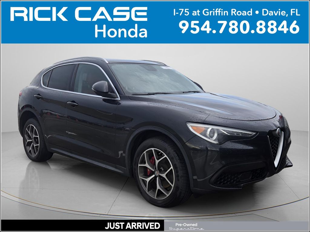 2019 Alfa Romeo Stelvio Ti AWD's photo