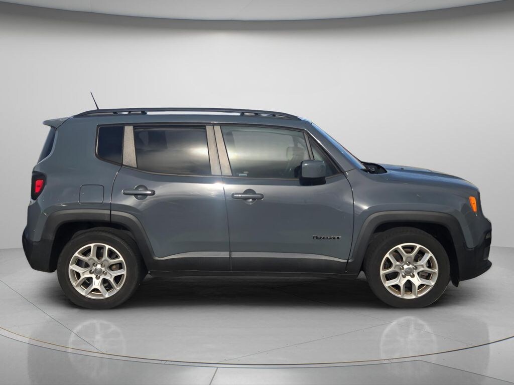 Used 2017 Jeep Renegade Latitude SUV