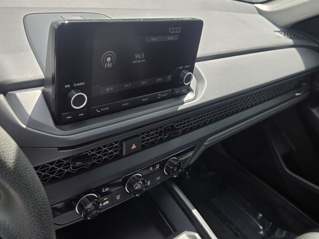 2025 Honda Accord LX - Photo 20