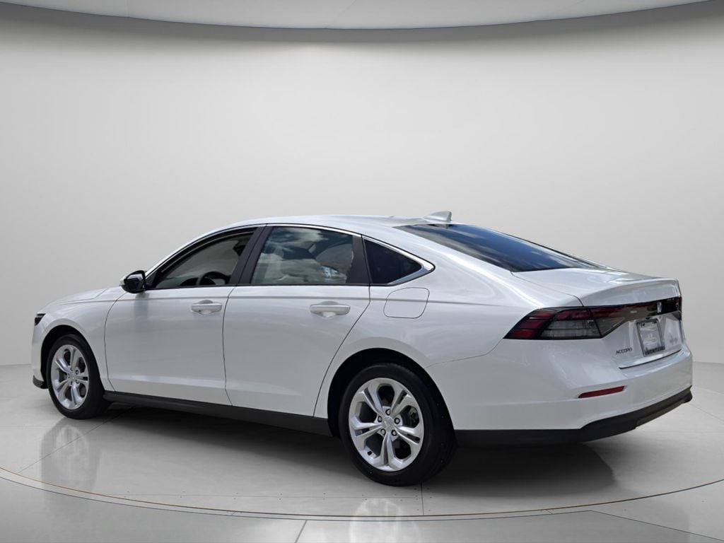 2025 Honda Accord LX - Photo 7