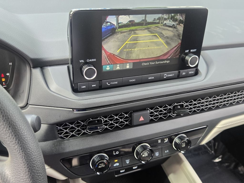 2025 Honda Accord LX - Photo 21