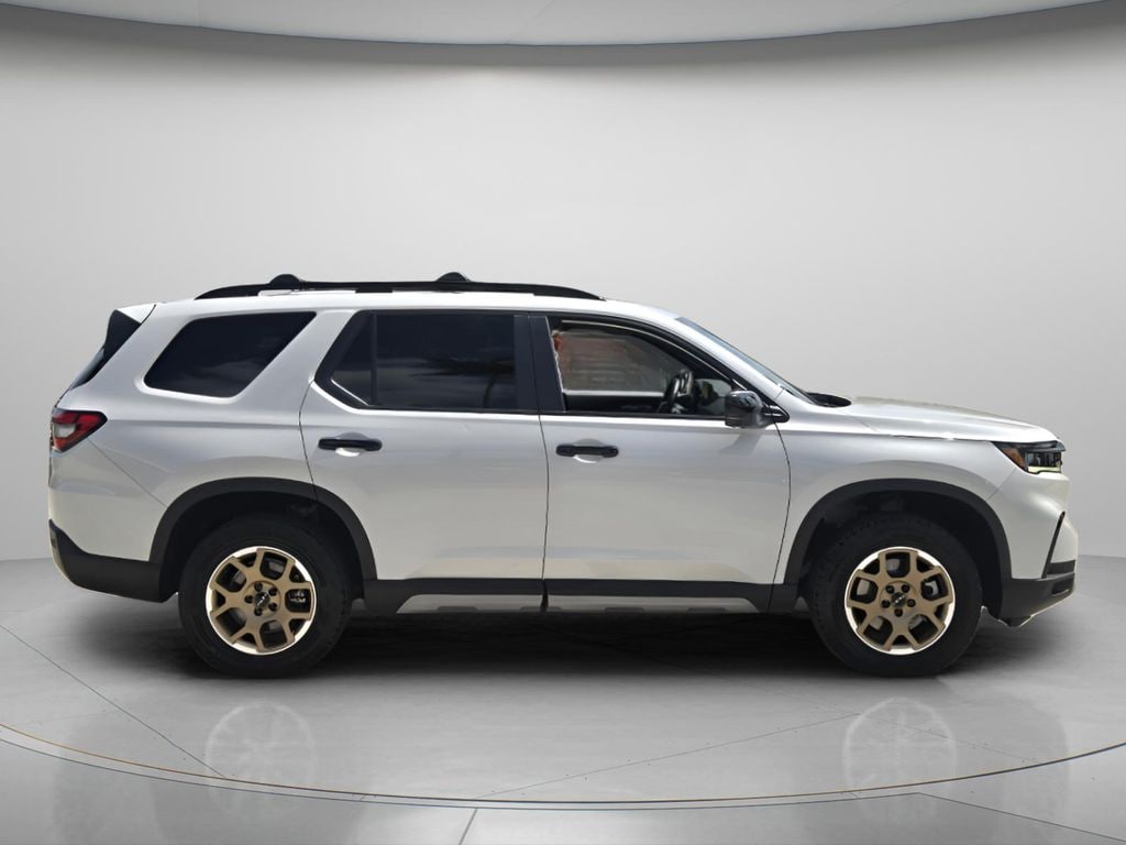Certified 2024 Honda Pilot TrailSport SUV