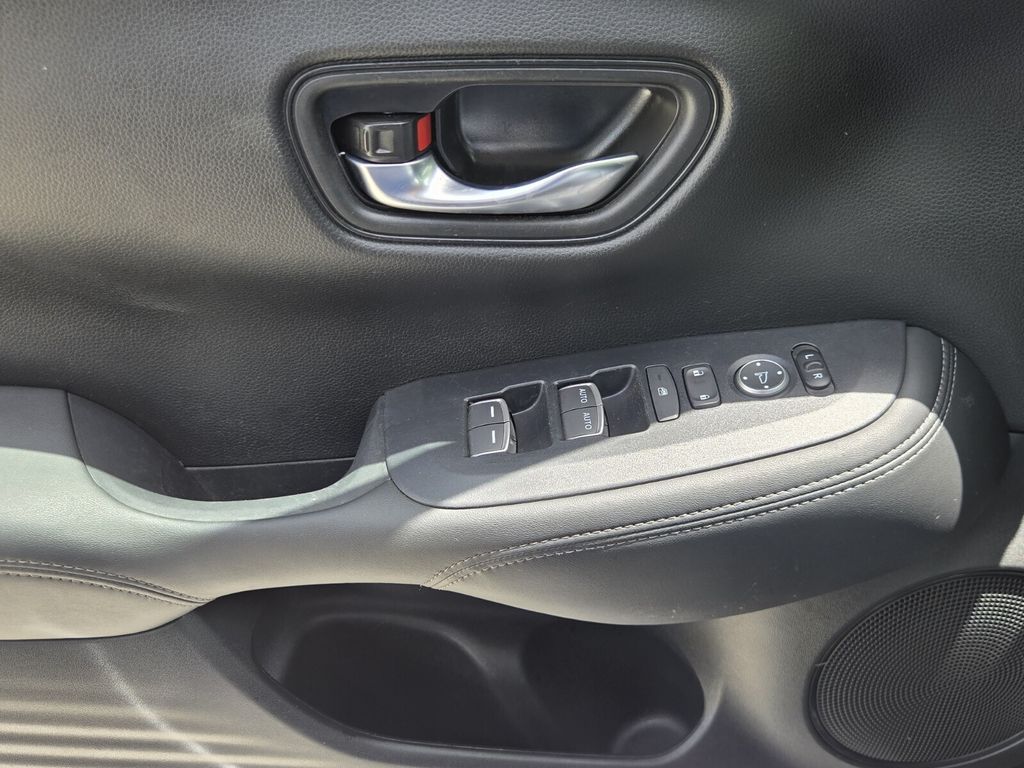 2025 Honda HR-V EX-L - Photo 26
