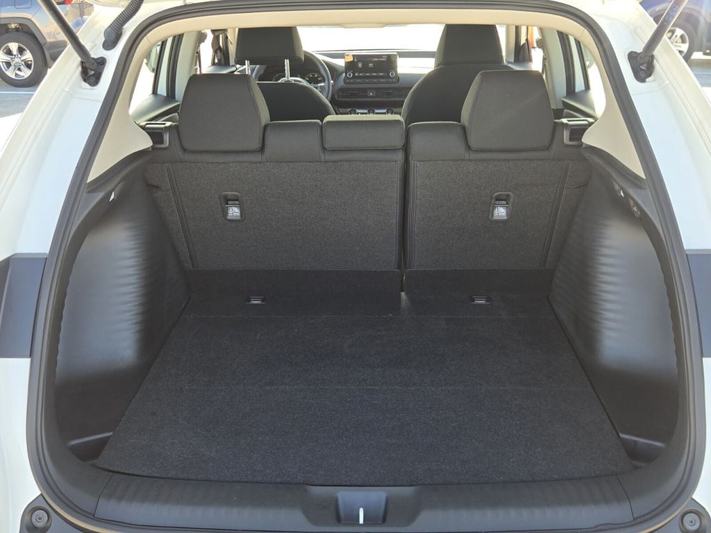 2025 Honda HR-V LX - Photo 14