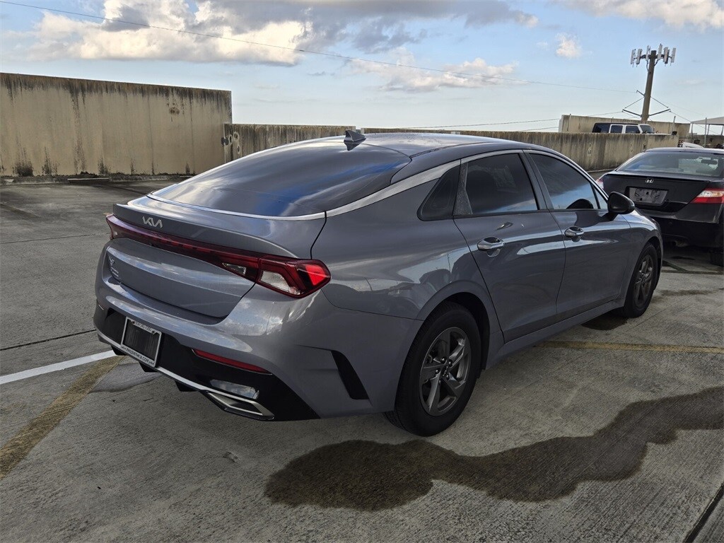 2022 Kia K5 LXS photo 3