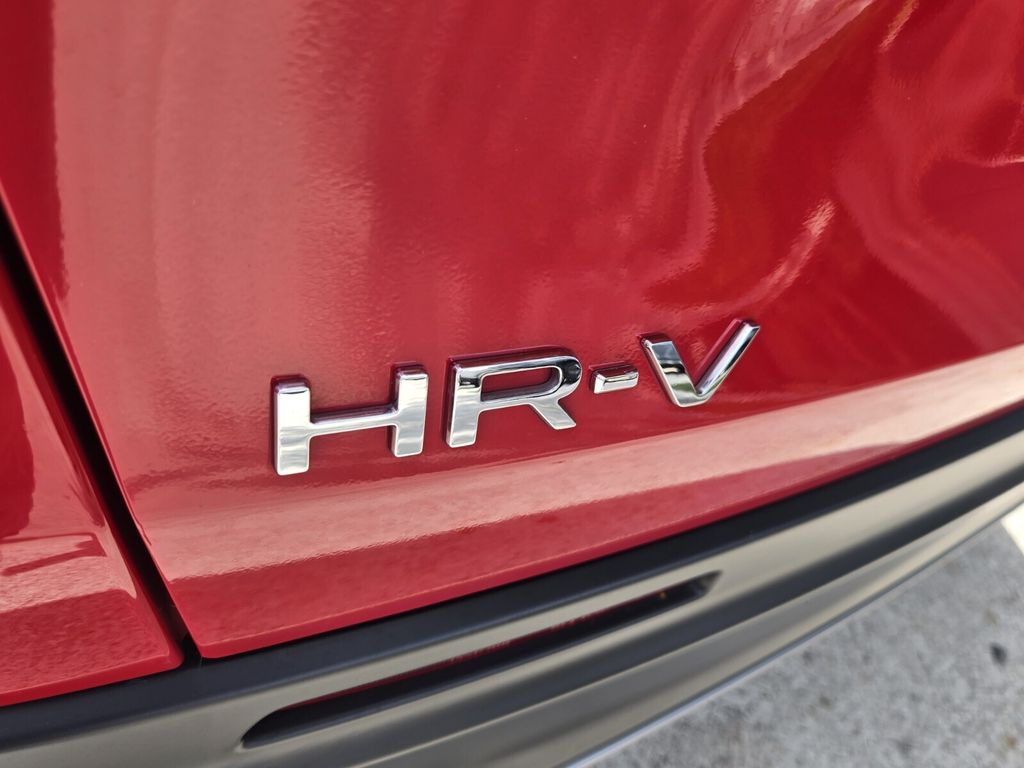 2025 Honda HR-V Sport - Photo 14