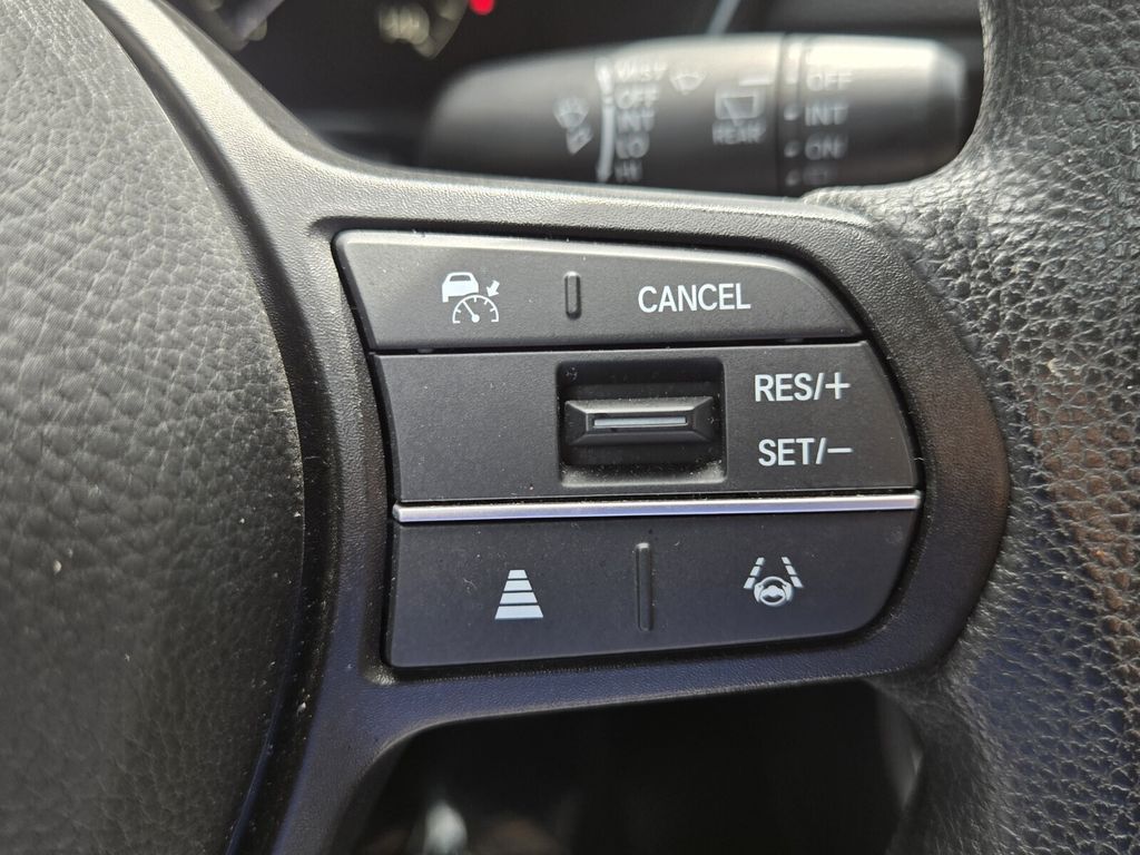 2024 Honda CR-V LX - Photo 24