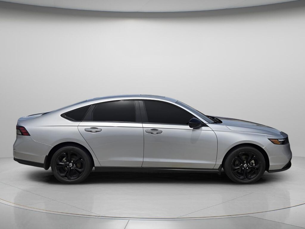 Used 2025 Honda Accord SE Sedan
