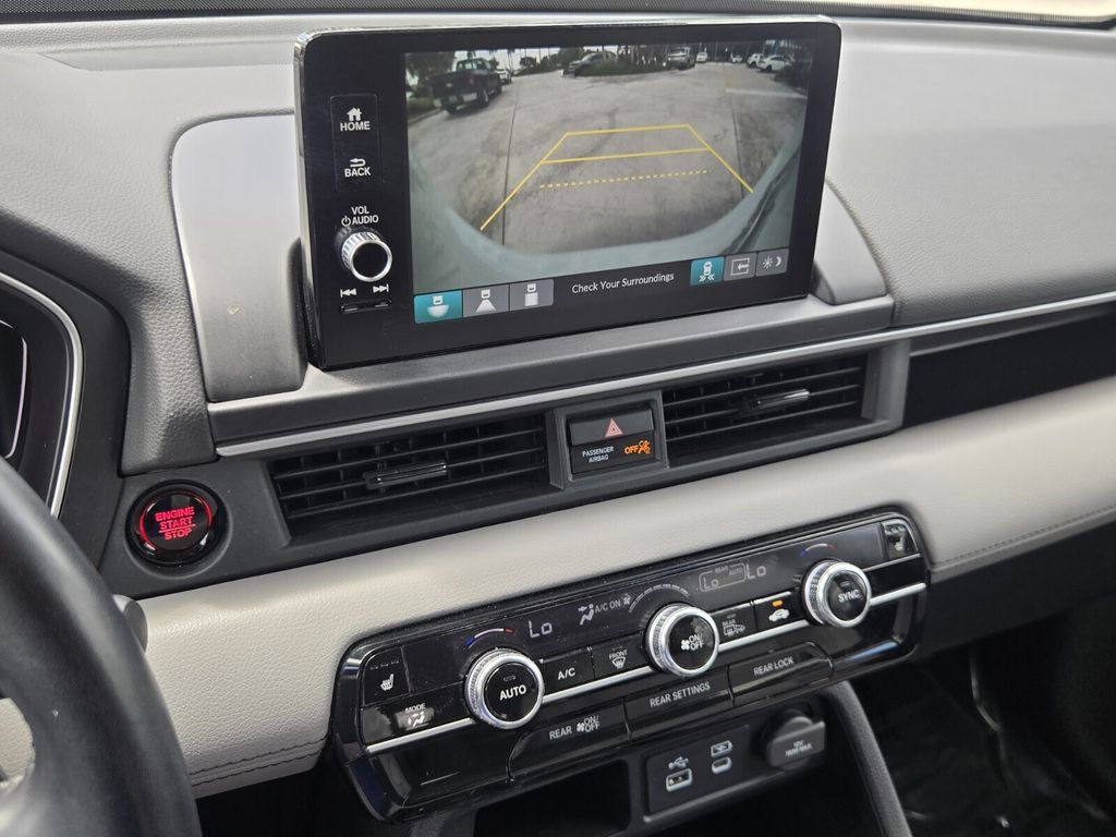 2025 Honda Pilot Touring - Photo 21
